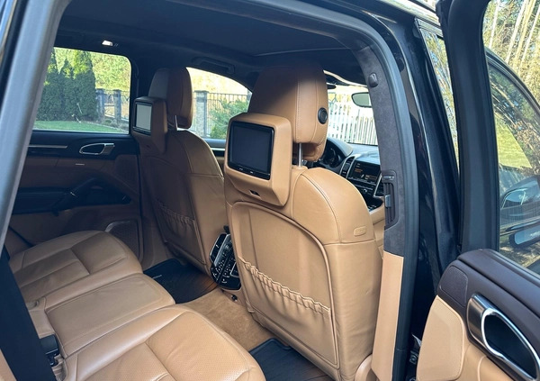 Porsche Cayenne cena 133000 przebieg: 121755, rok produkcji 2013 z Tuczno małe 7